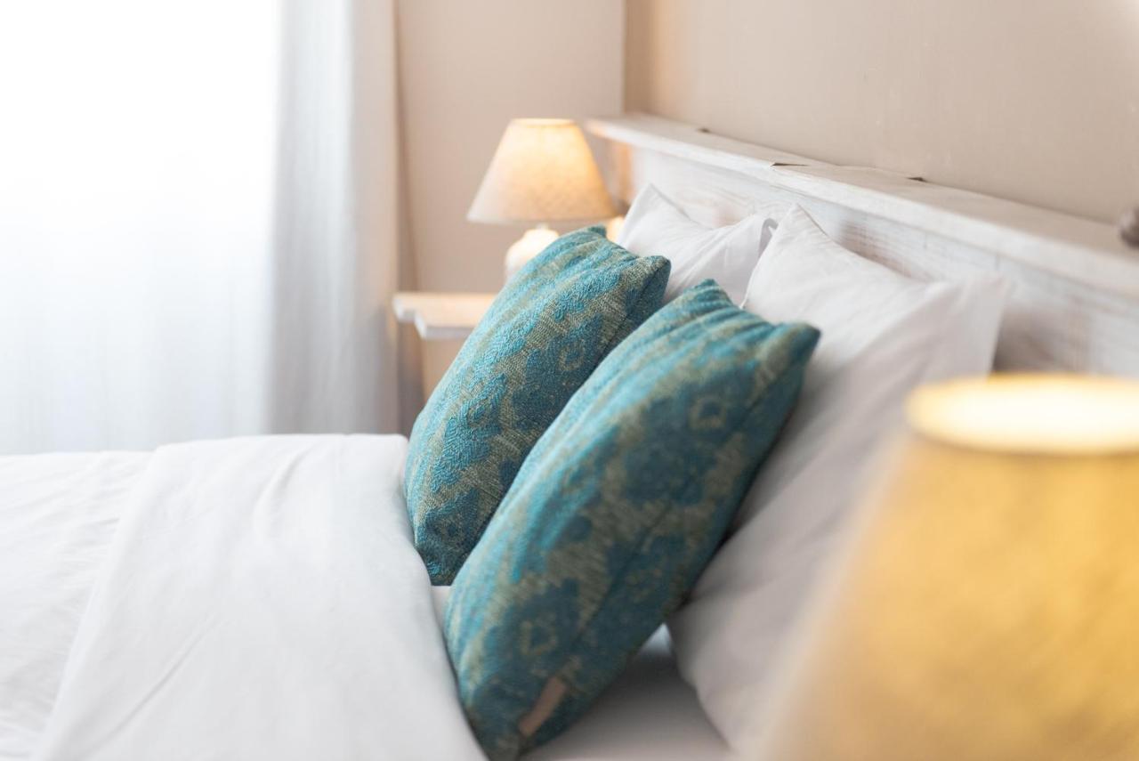 Laneez Ericeira Surf House Hostel Ngoại thất bức ảnh