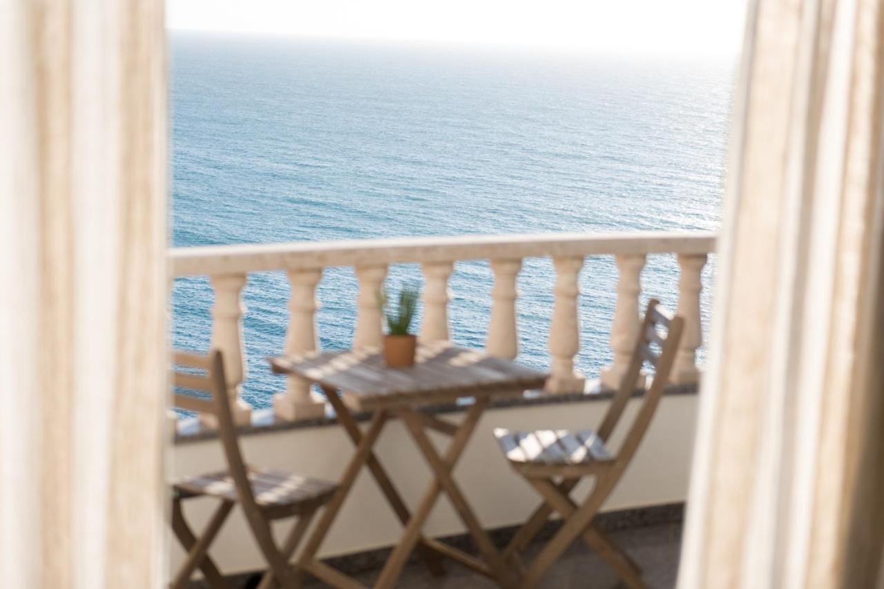 Laneez Ericeira Surf House Hostel Ngoại thất bức ảnh