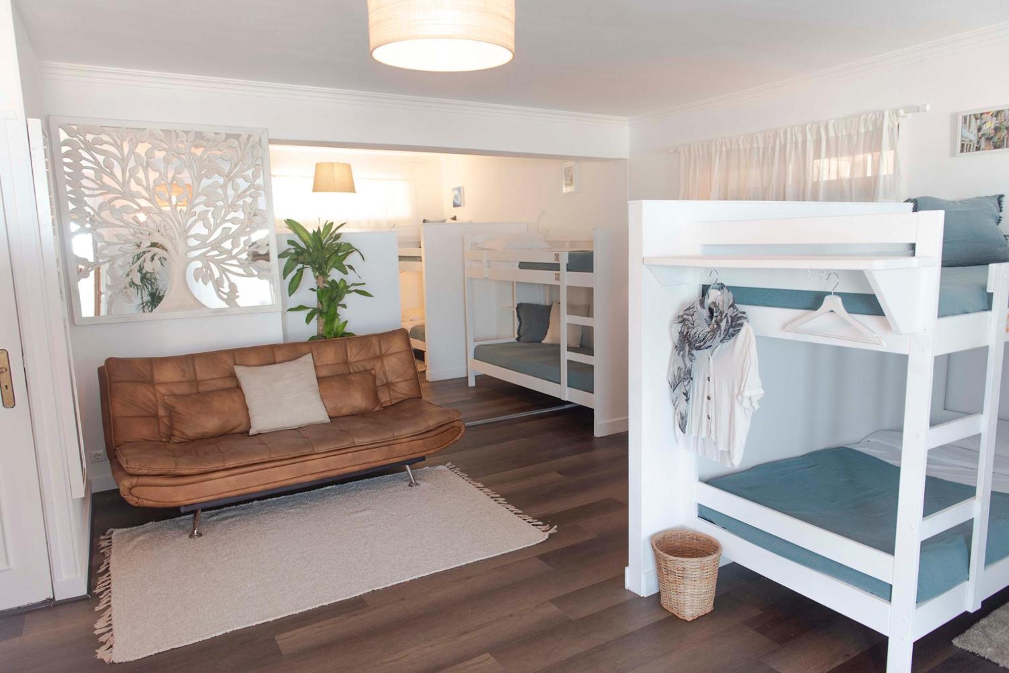 Laneez Ericeira Surf House Hostel Ngoại thất bức ảnh