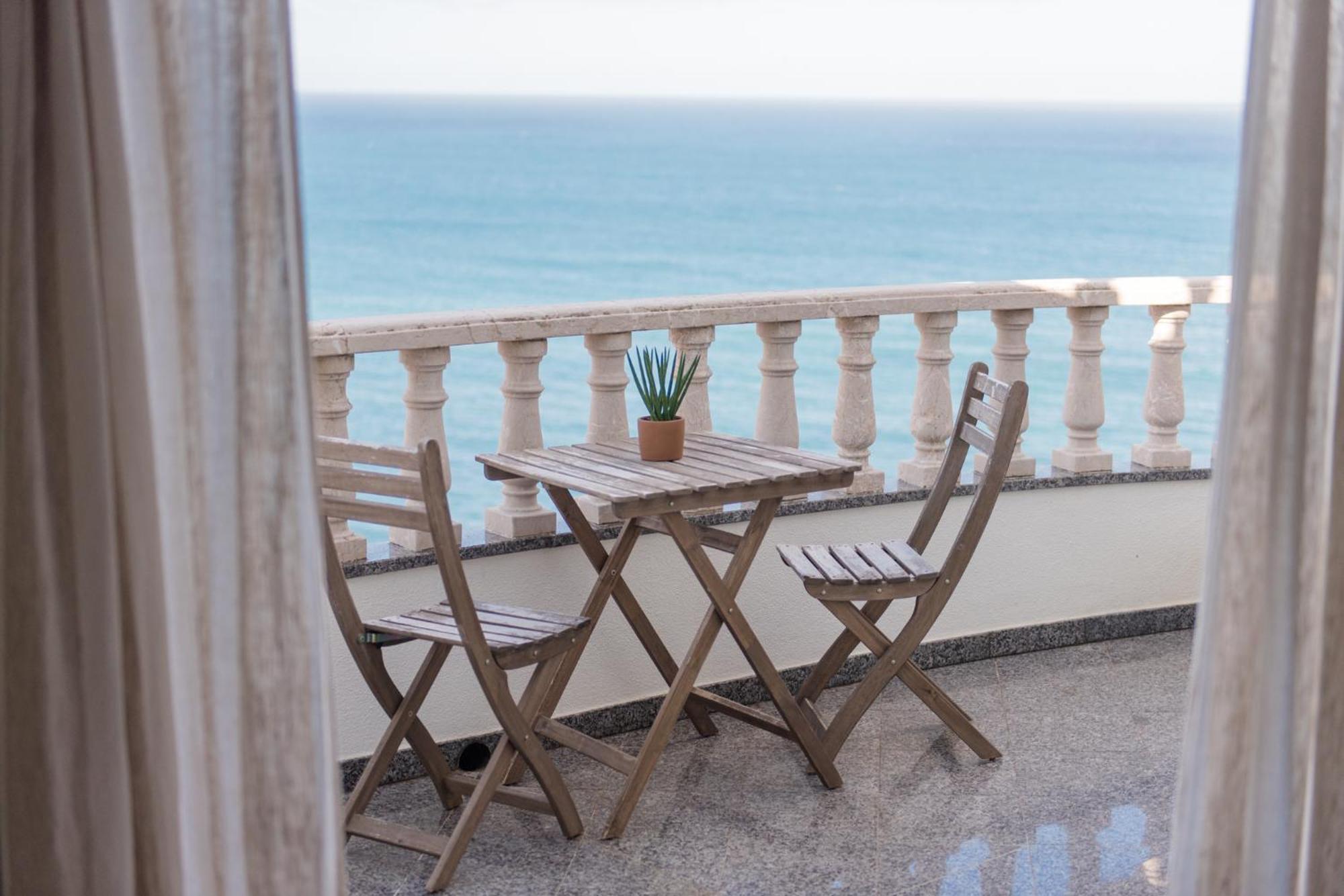 Laneez Ericeira Surf House Hostel Phòng bức ảnh
