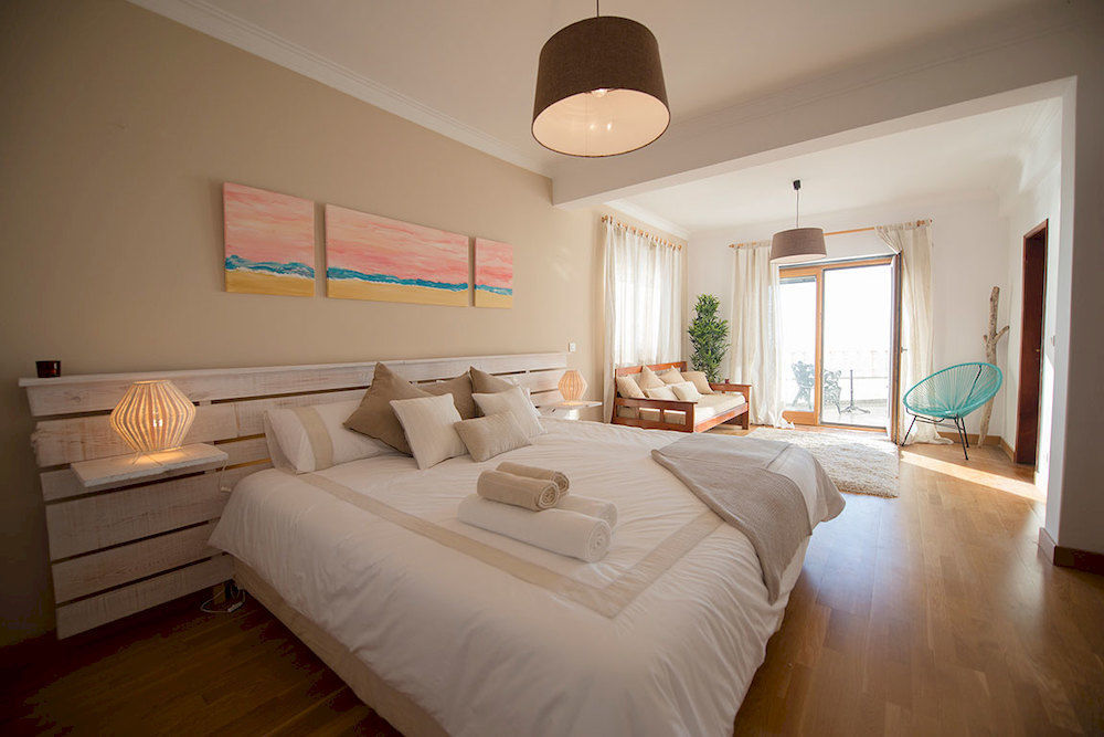 Laneez Ericeira Surf House Hostel Ngoại thất bức ảnh
