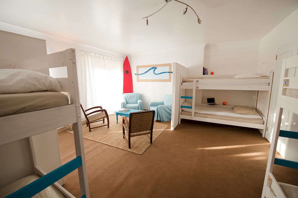 Laneez Ericeira Surf House Hostel Ngoại thất bức ảnh